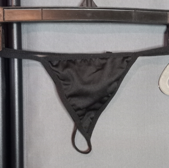 2 Peice Black Lingerie Set- medium - Picture 4 of 9